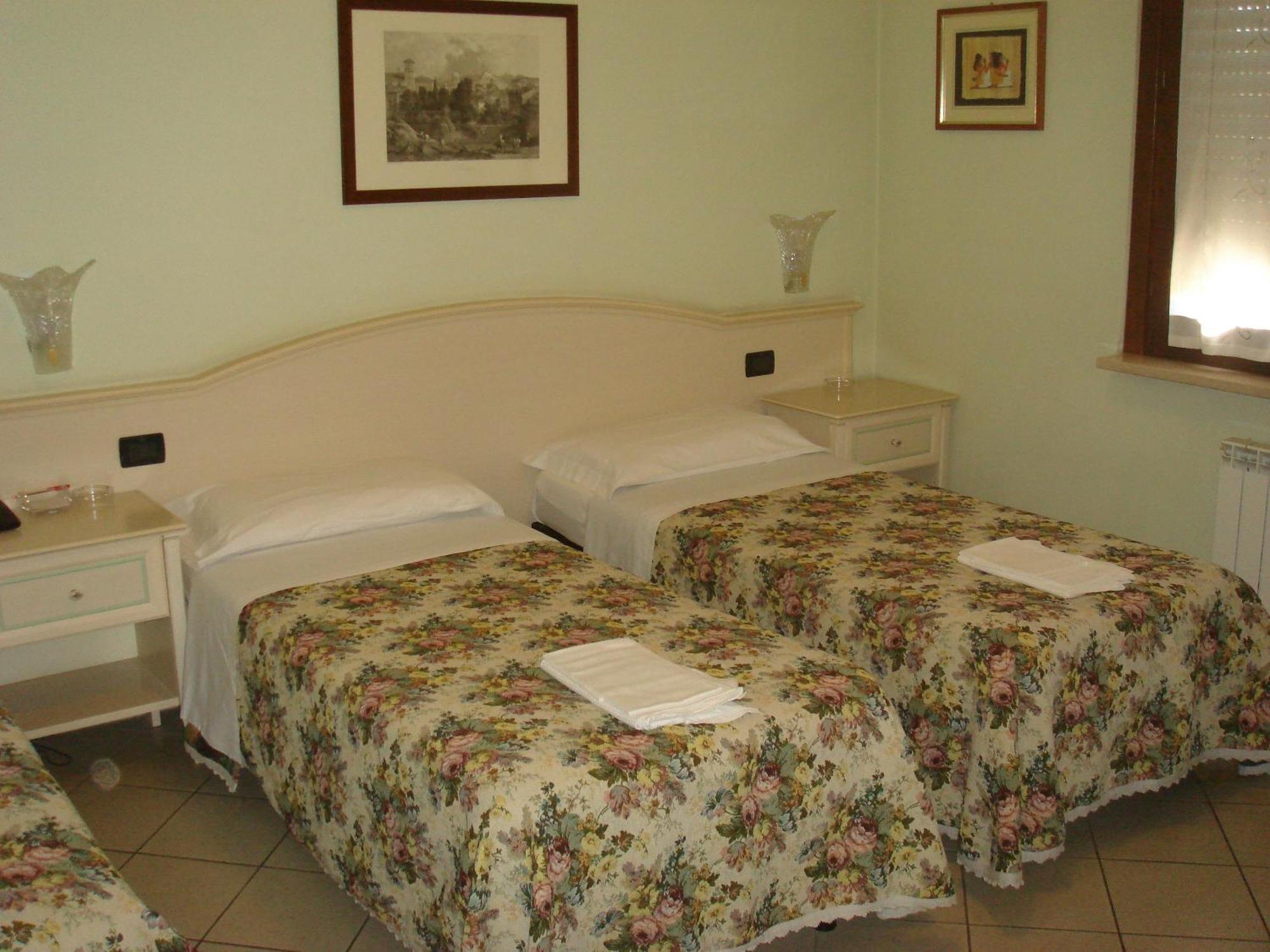 Albergo Il Gufo Parma Værelse billede