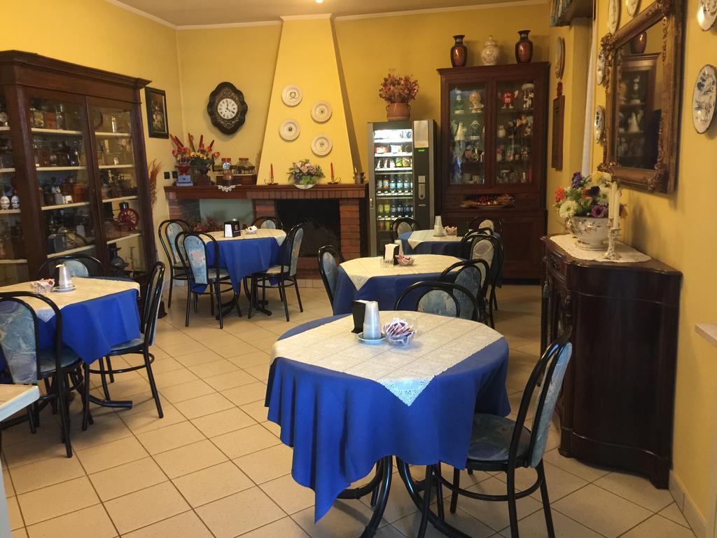 Albergo Il Gufo Parma Eksteriør billede